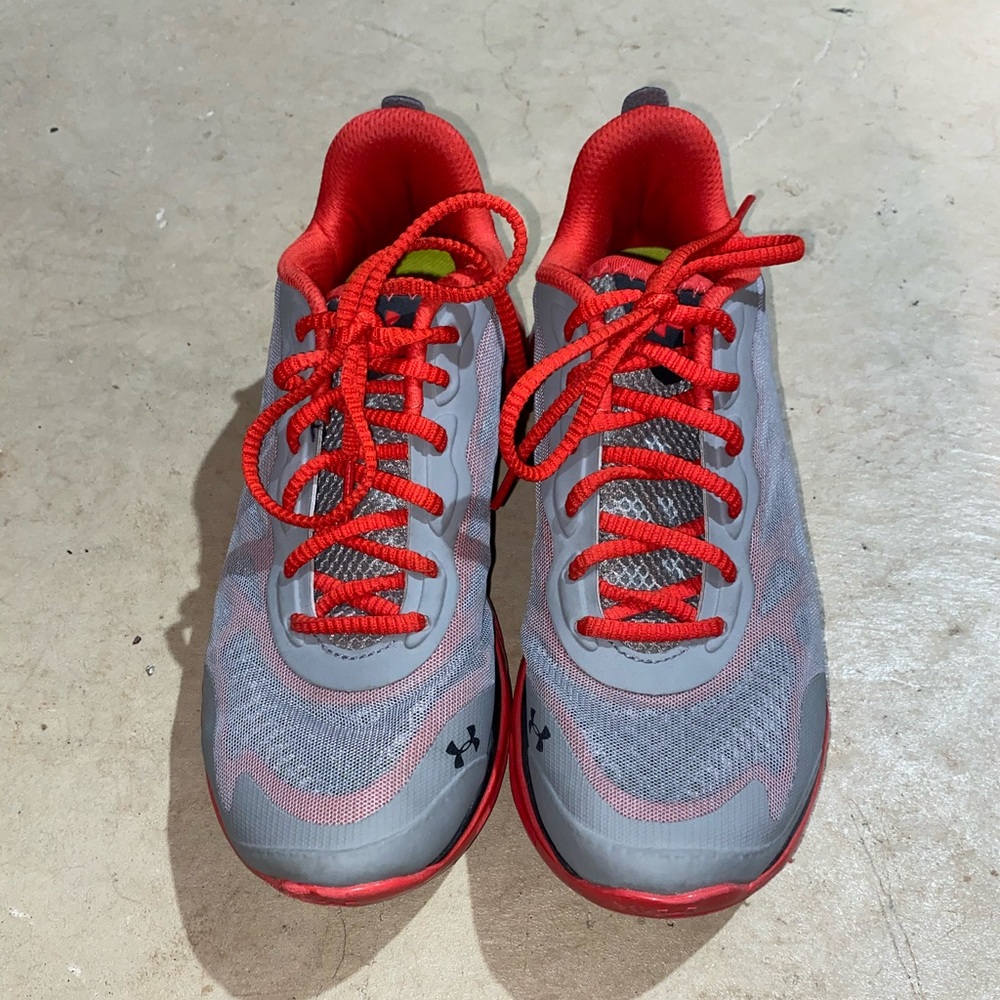 Under Armour Sneakers